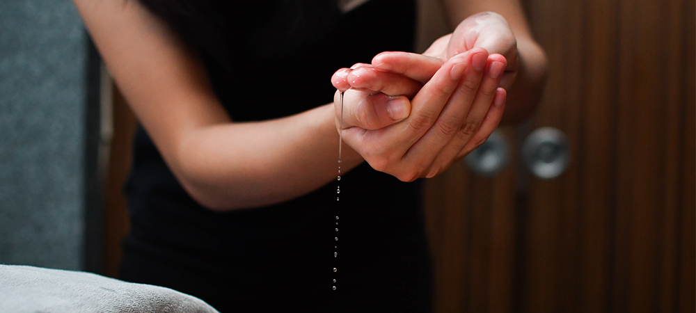 horizontal_hot_oil_massage